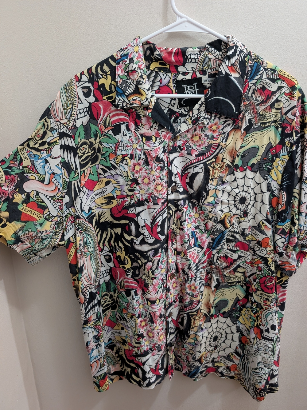 Ed Hardy Shirt Graphic Short Sleeve Size Large For Men